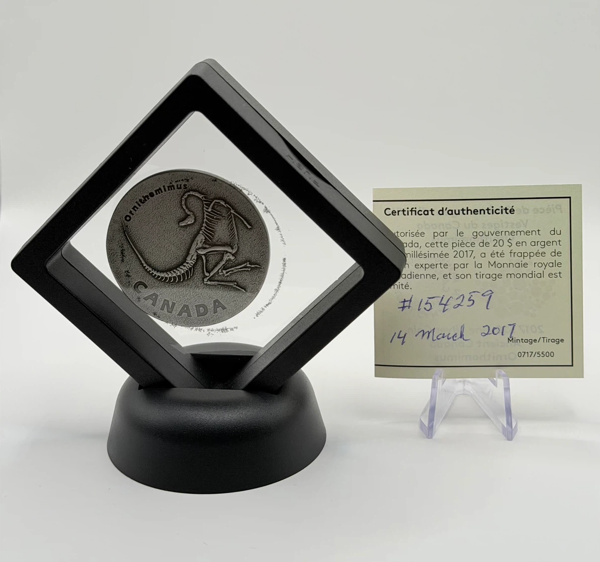 2017 $20 Fine Silver Coin - Ornithomimus - photo 3