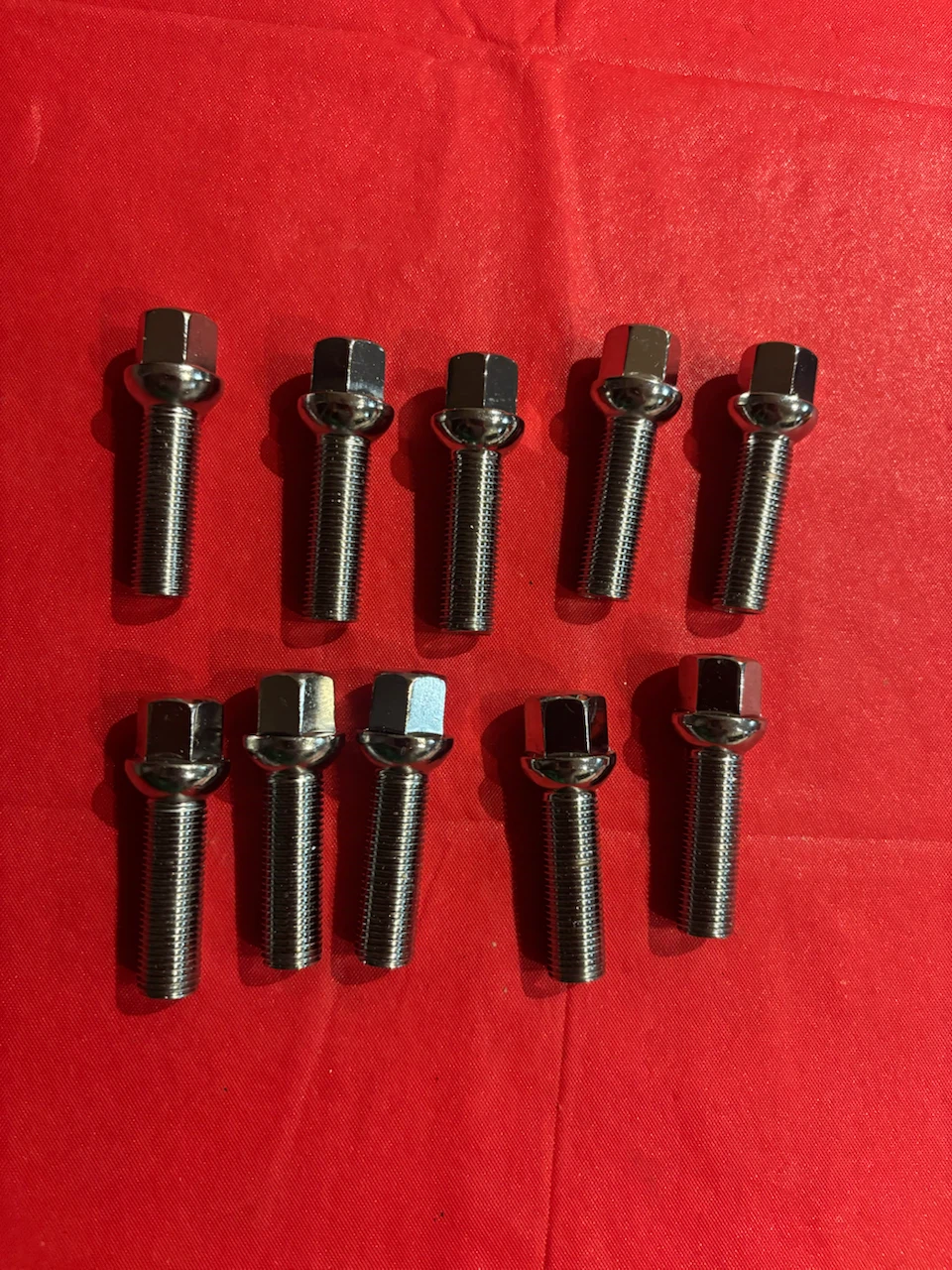Set of 10 Chrome Lug Bolts