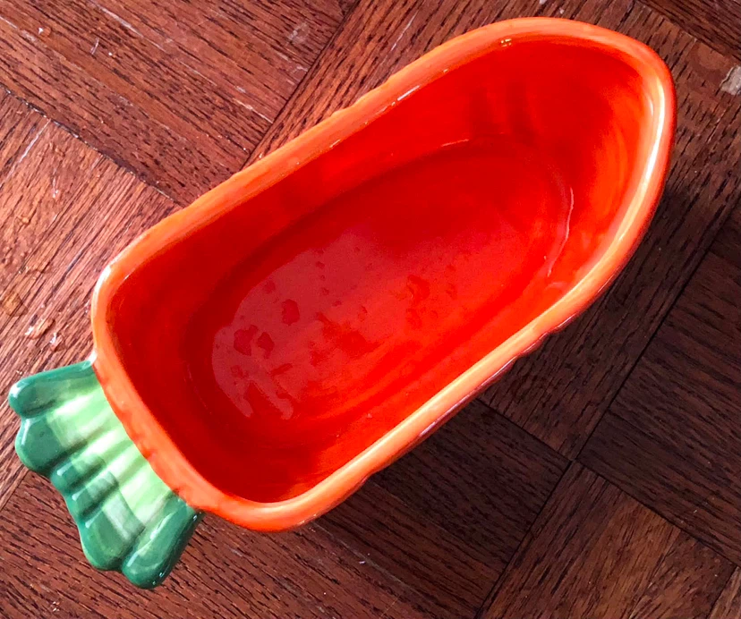 Carrot Shaped Serving Dish