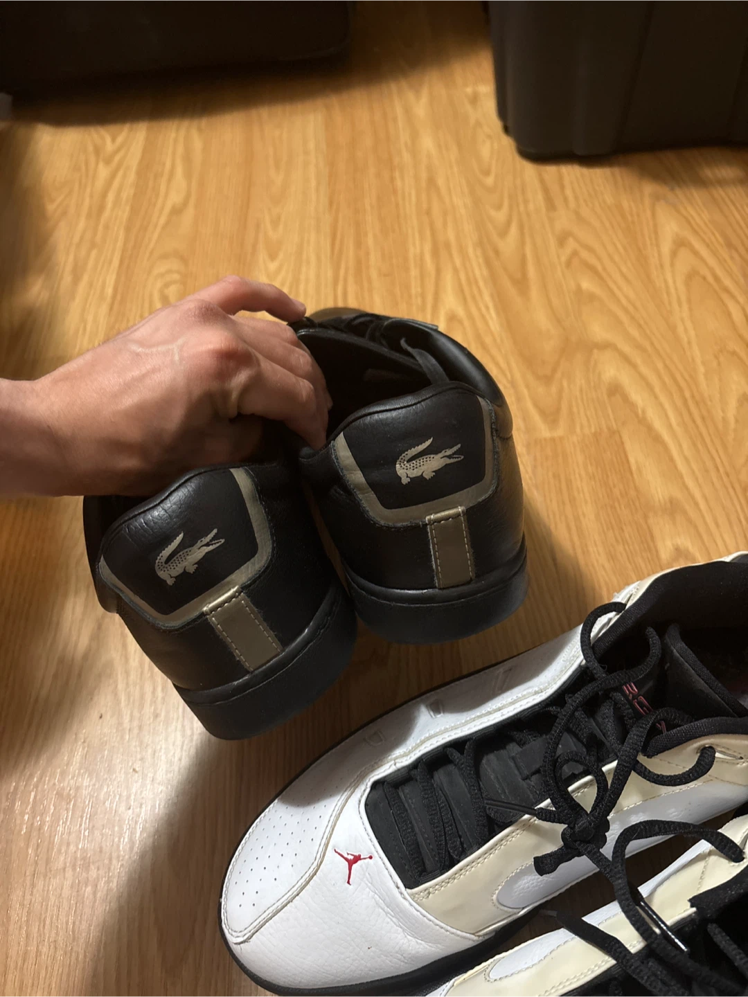 Lacoste Leather Sneakers & Jordan Sneakers - photo 4