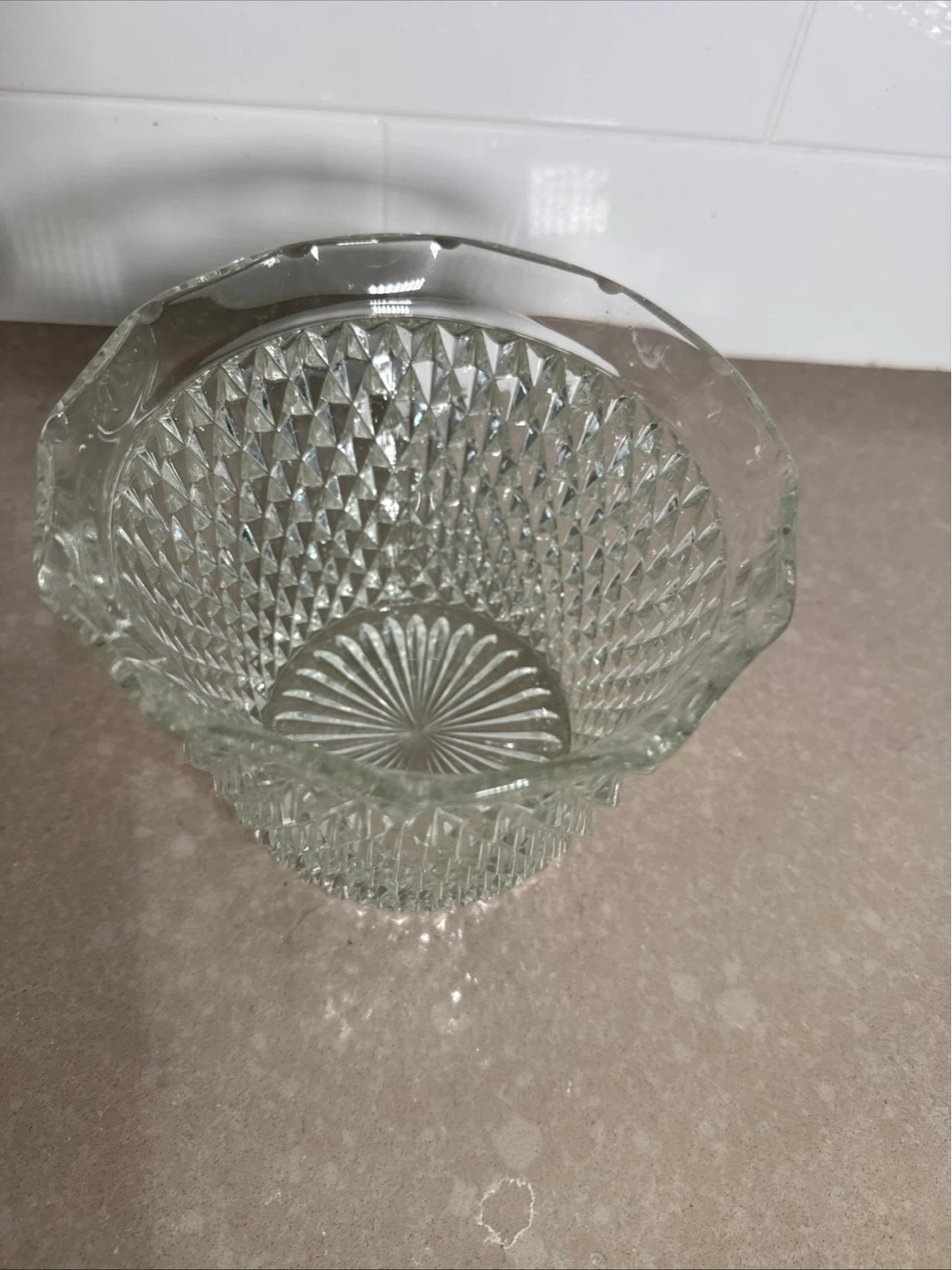 Glass Diamond Pattern Bowl - photo 2