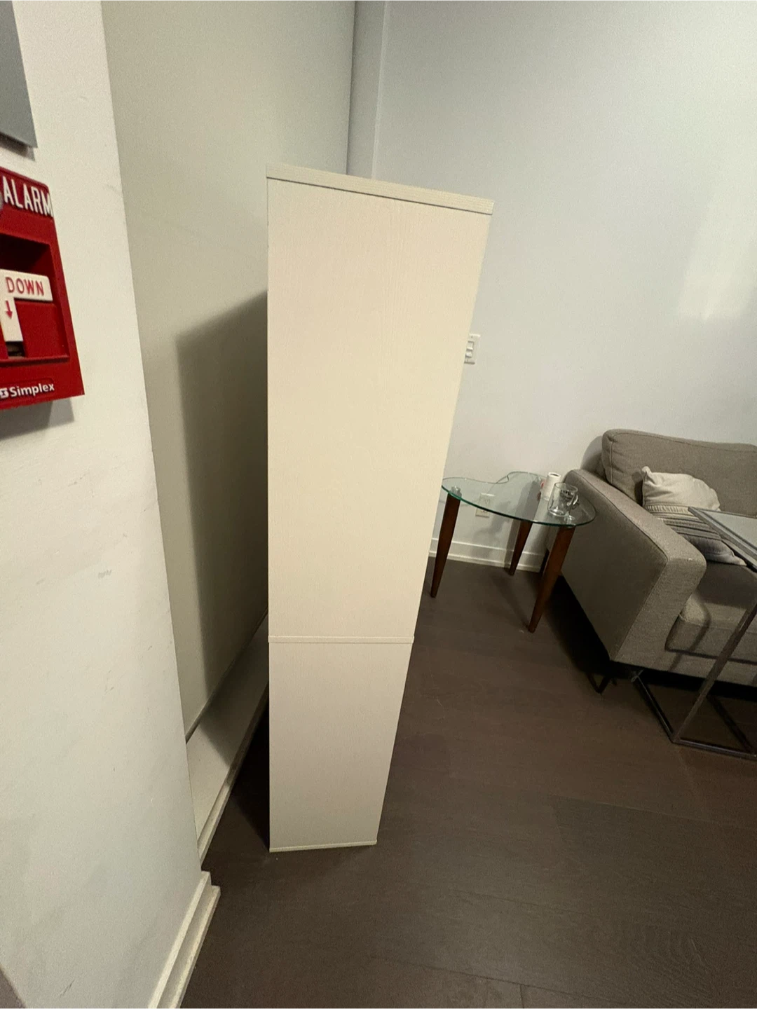White 8-Cube Storage Shelf - photo 3