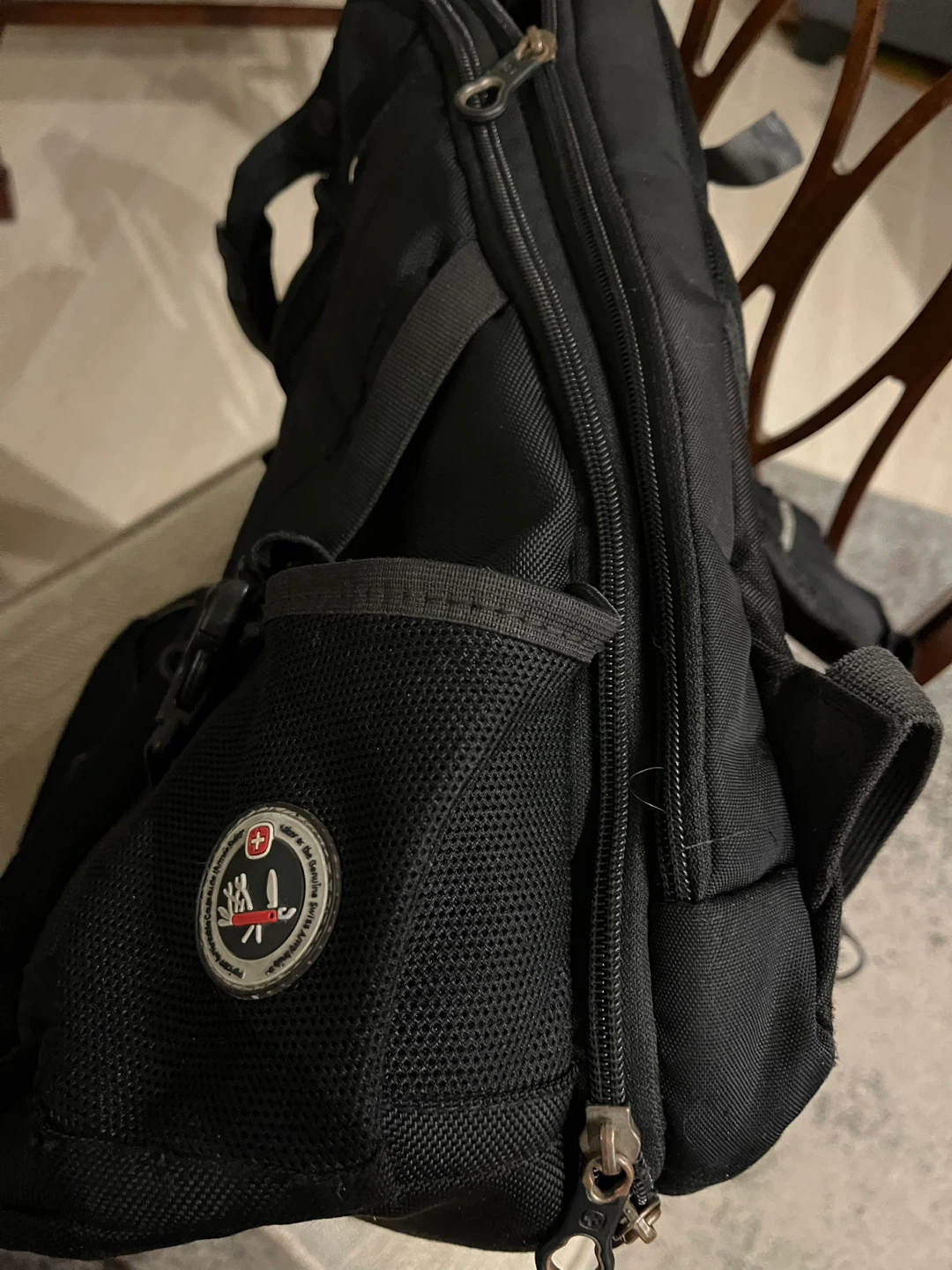 Black SwissGear Backpack - photo 4