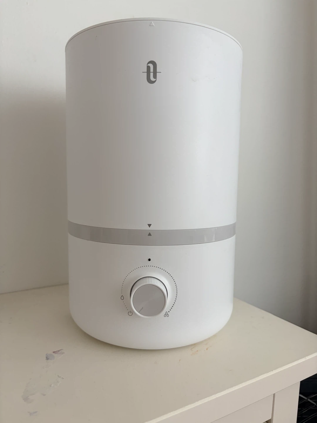 White Humidifier – Good Condition