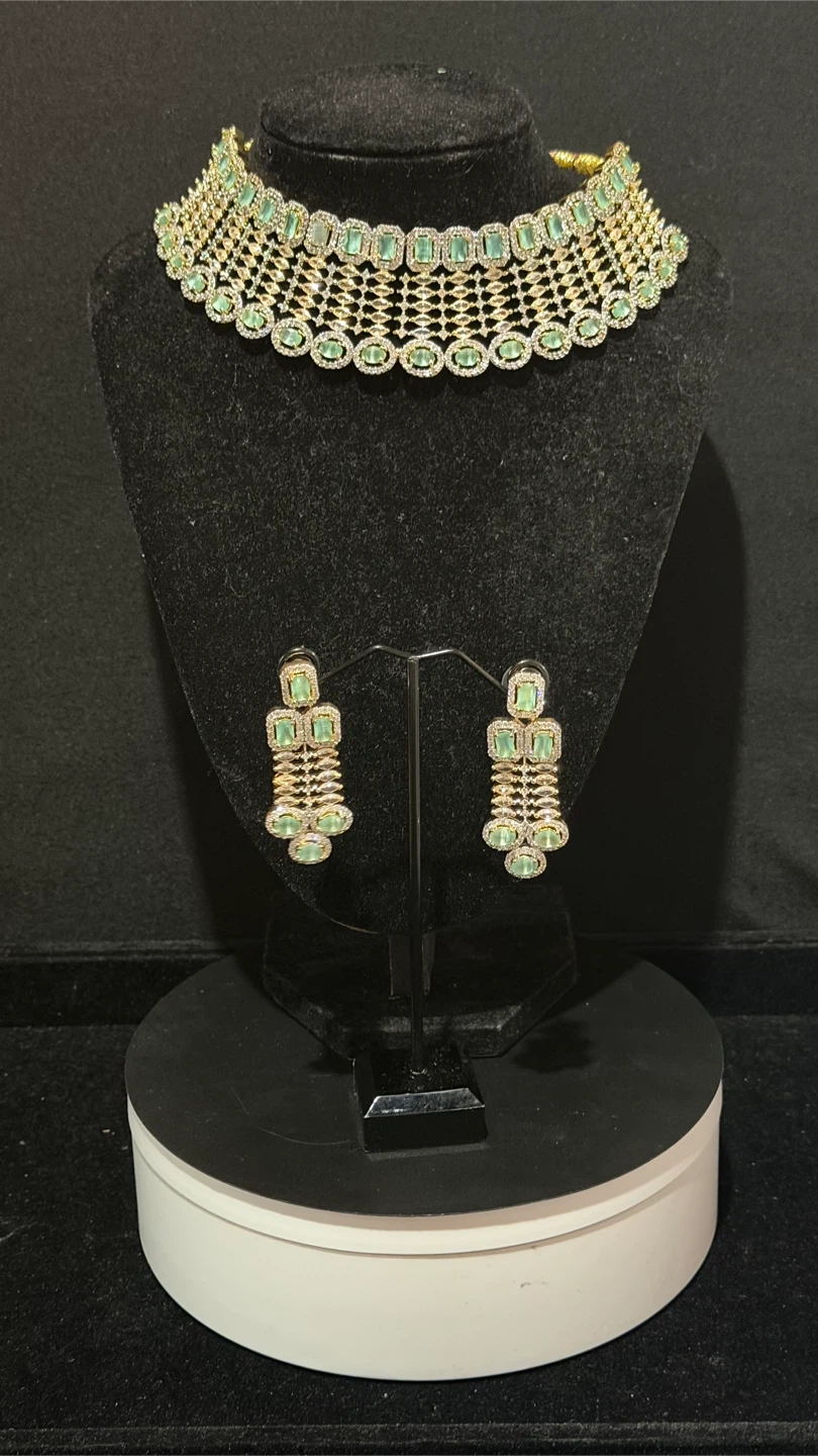 Emerald and Diamond Choker Necklace and Earring Set