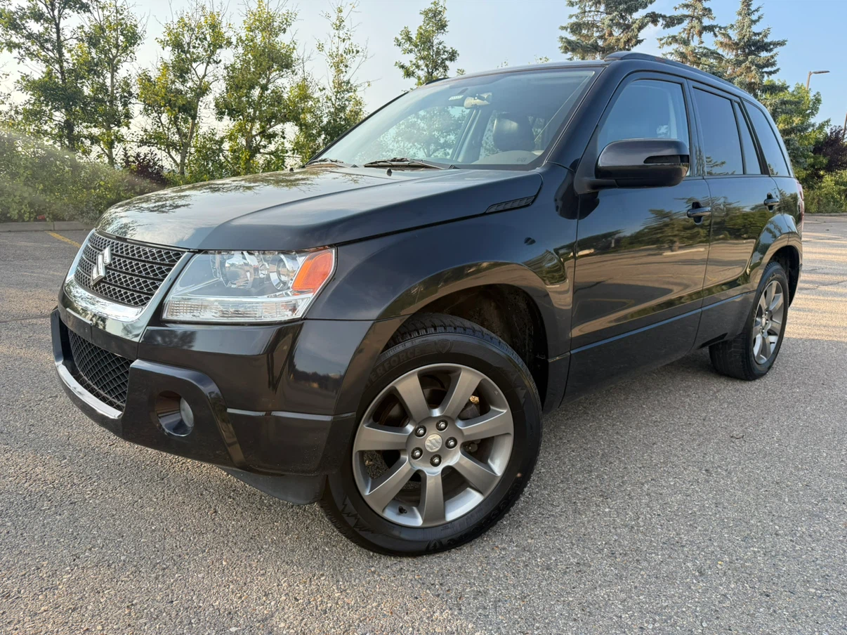 2011 Suzuki Grand Vitara *105k* - photo 2