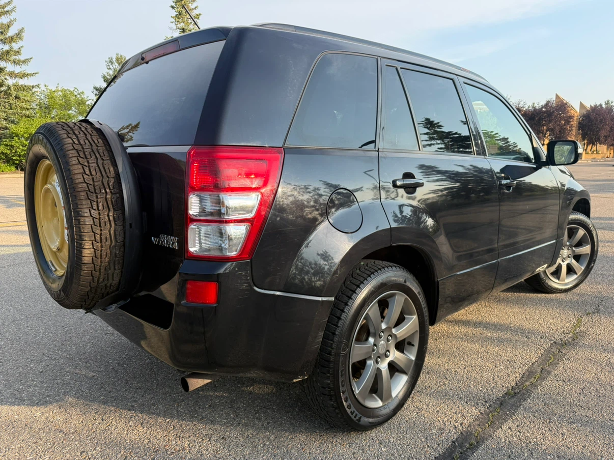 2011 Suzuki Grand Vitara *105k* - photo 3
