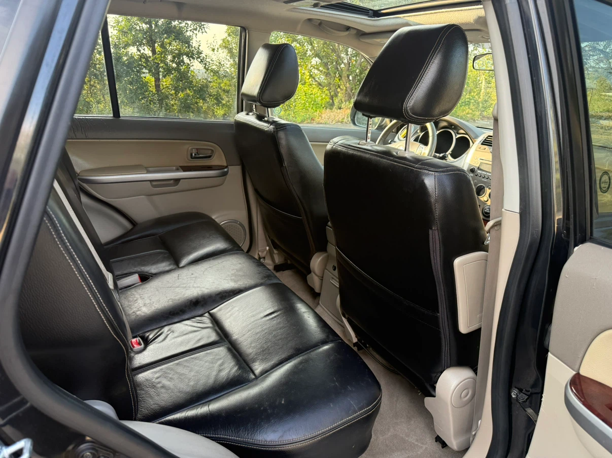 2011 Suzuki Grand Vitara *105k* - photo 5