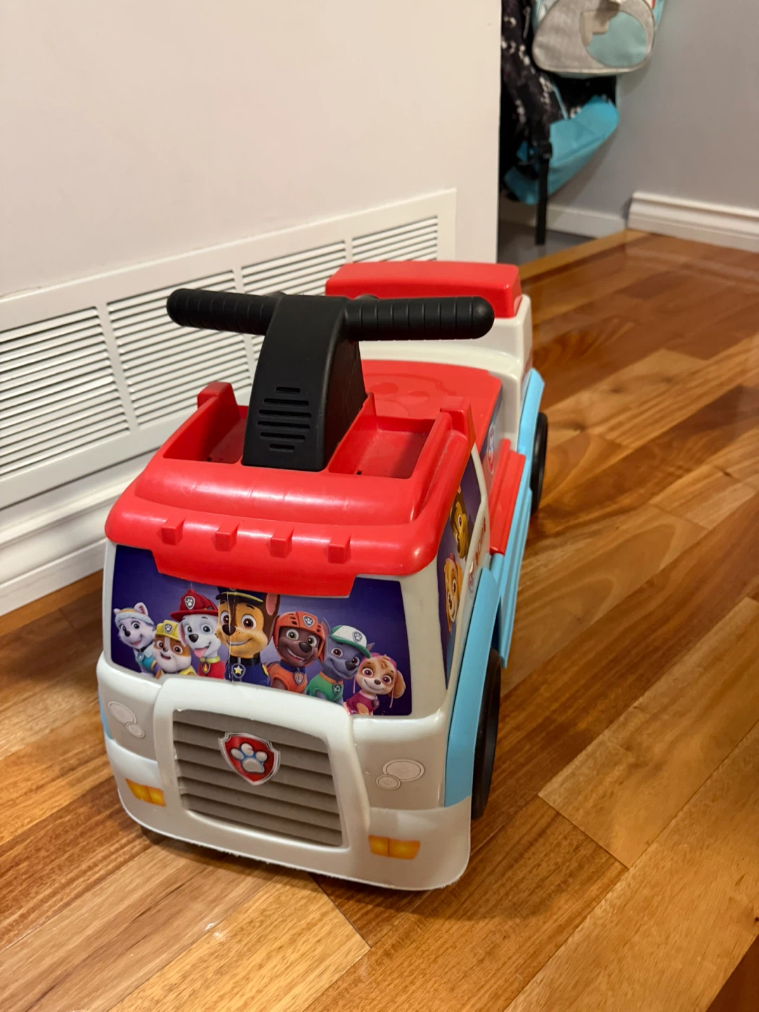 Paw patrol ride on toy