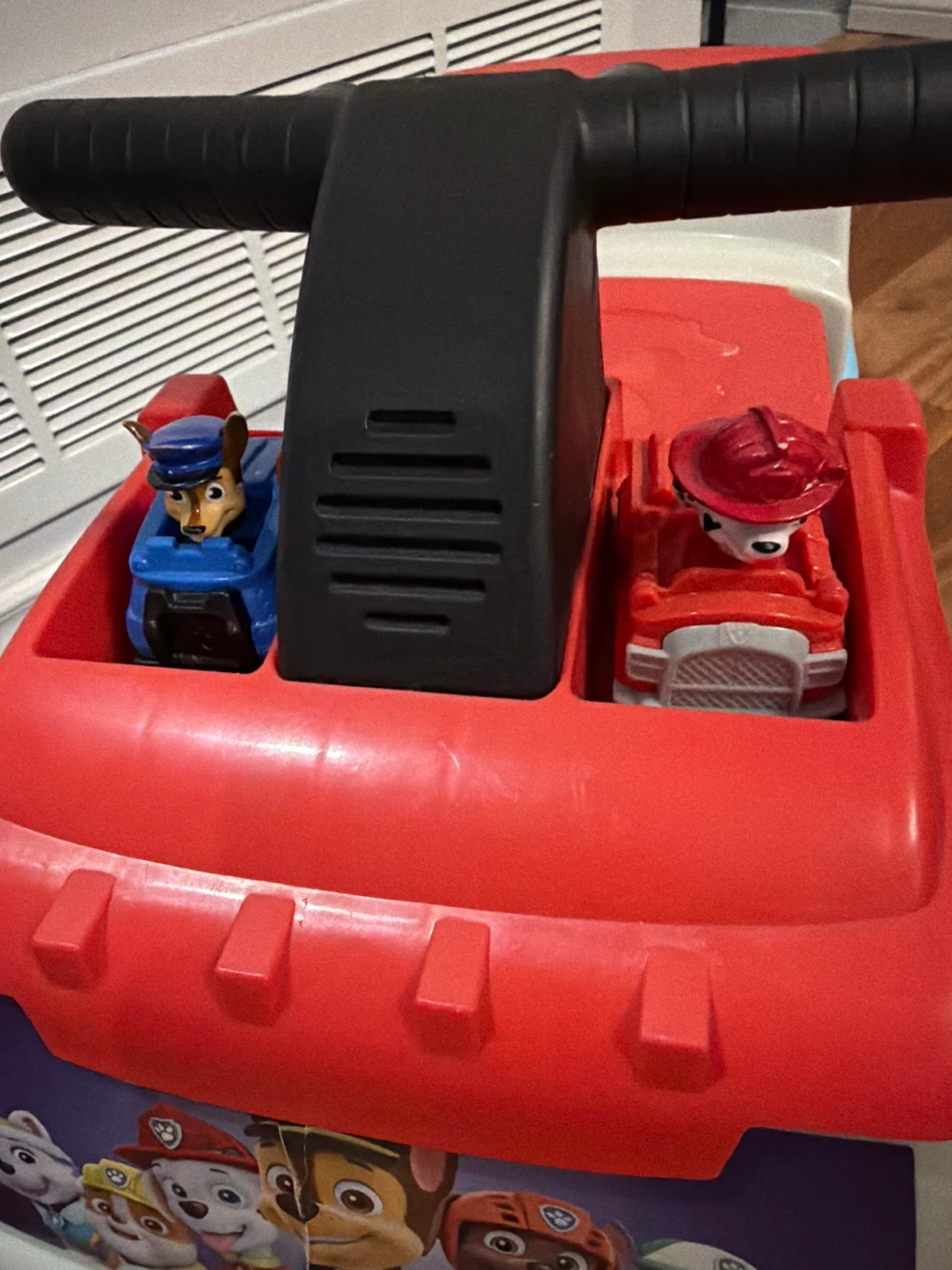 Paw patrol ride on toy - photo 3