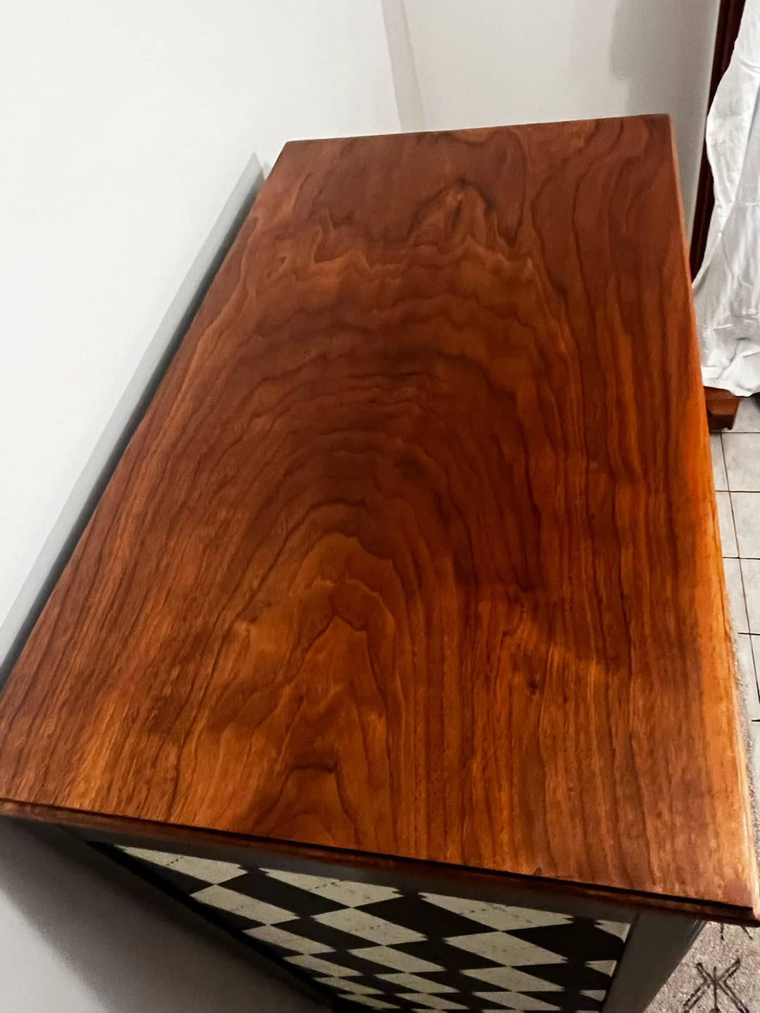 Restored Charming Art Deco Dresser - photo 4