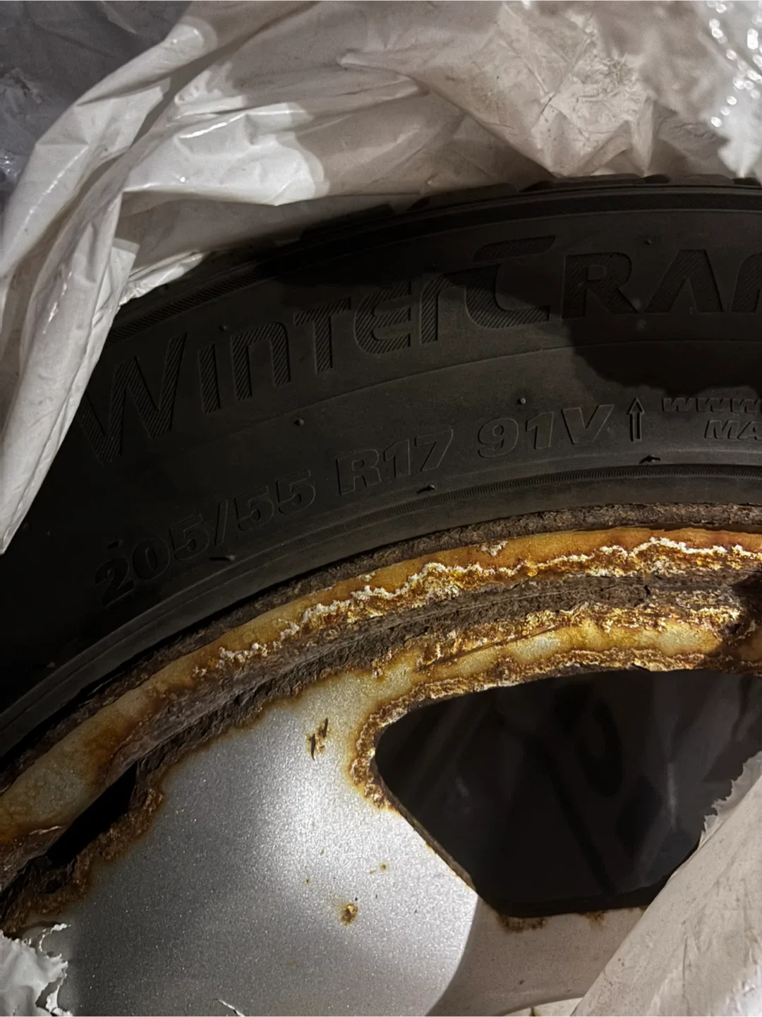 Wintercraft Tire with R17 Rim