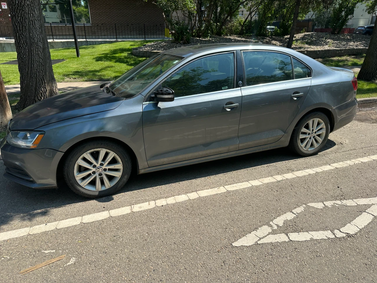 Volkswagen Jetta TSI Grey 2017 - photo 3