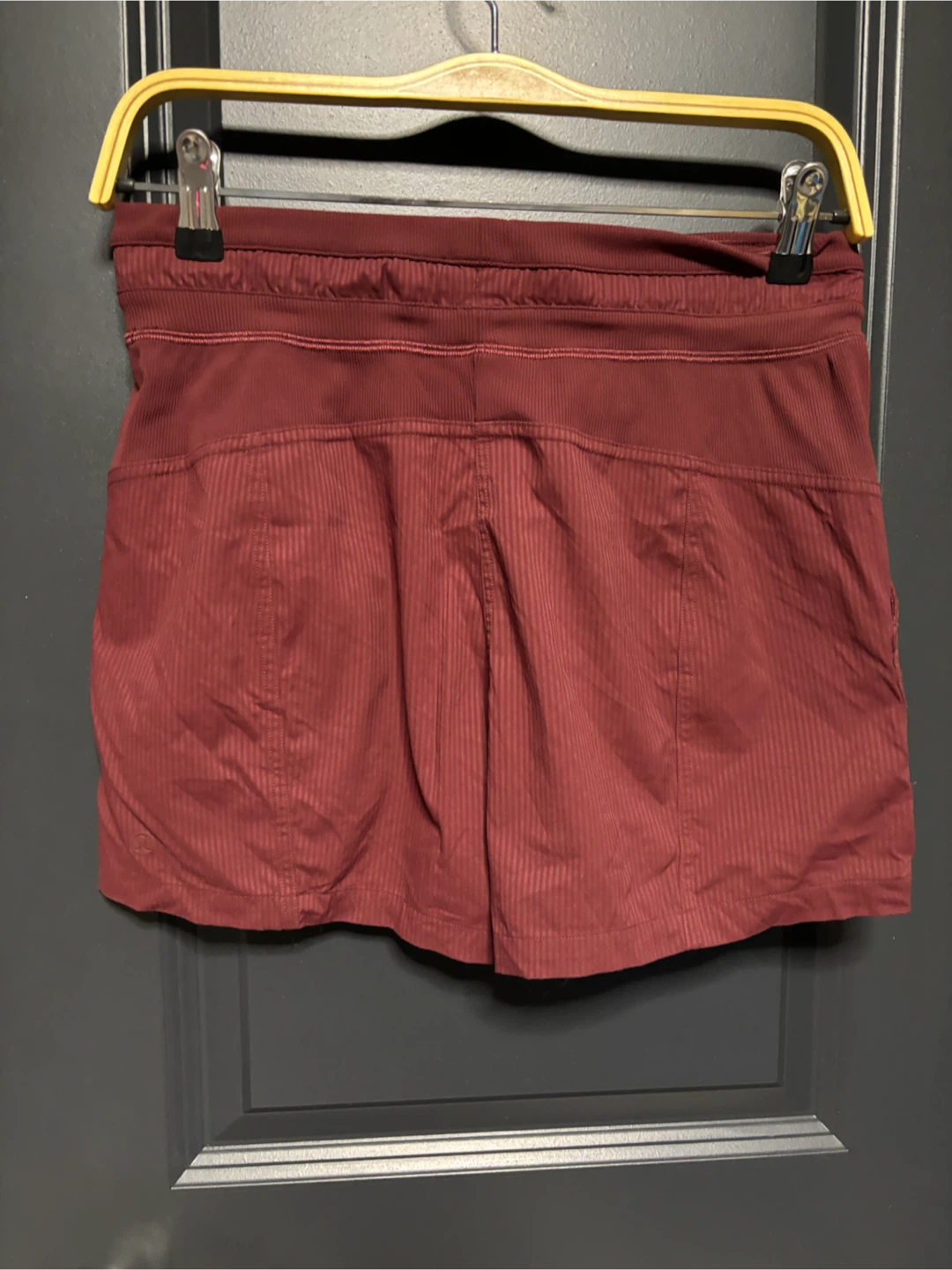 Lululemon Burgundy Striped Shorts - photo 3
