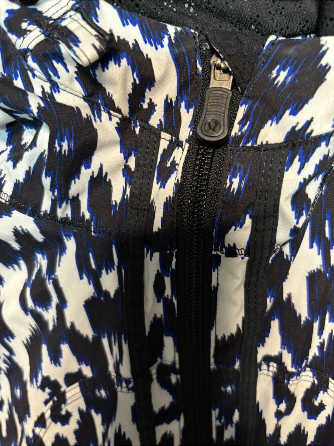 Lululemon Jacket - photo 2