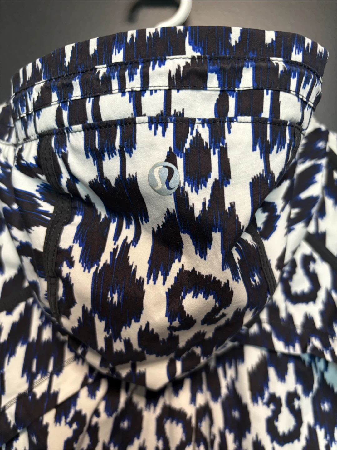 Lululemon Jacket - photo 3