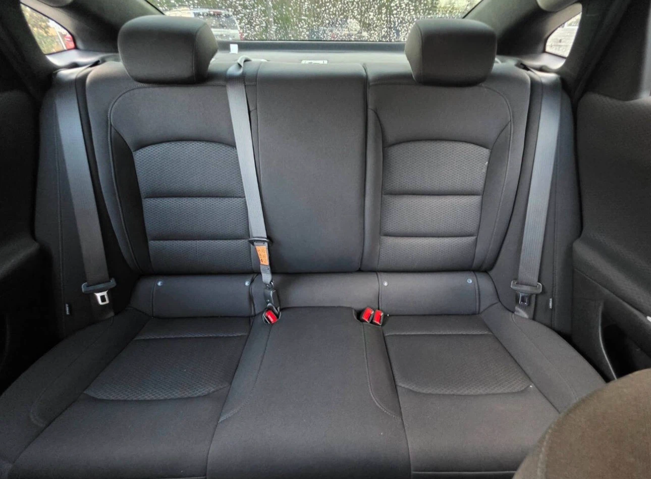 The back seat chauffeur, Malibu RS 2022