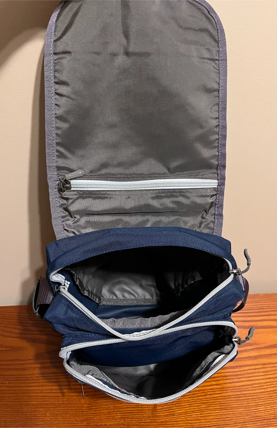 VINTAGE (1990’s) MEC BLUE MESSENGER BAG - photo 4