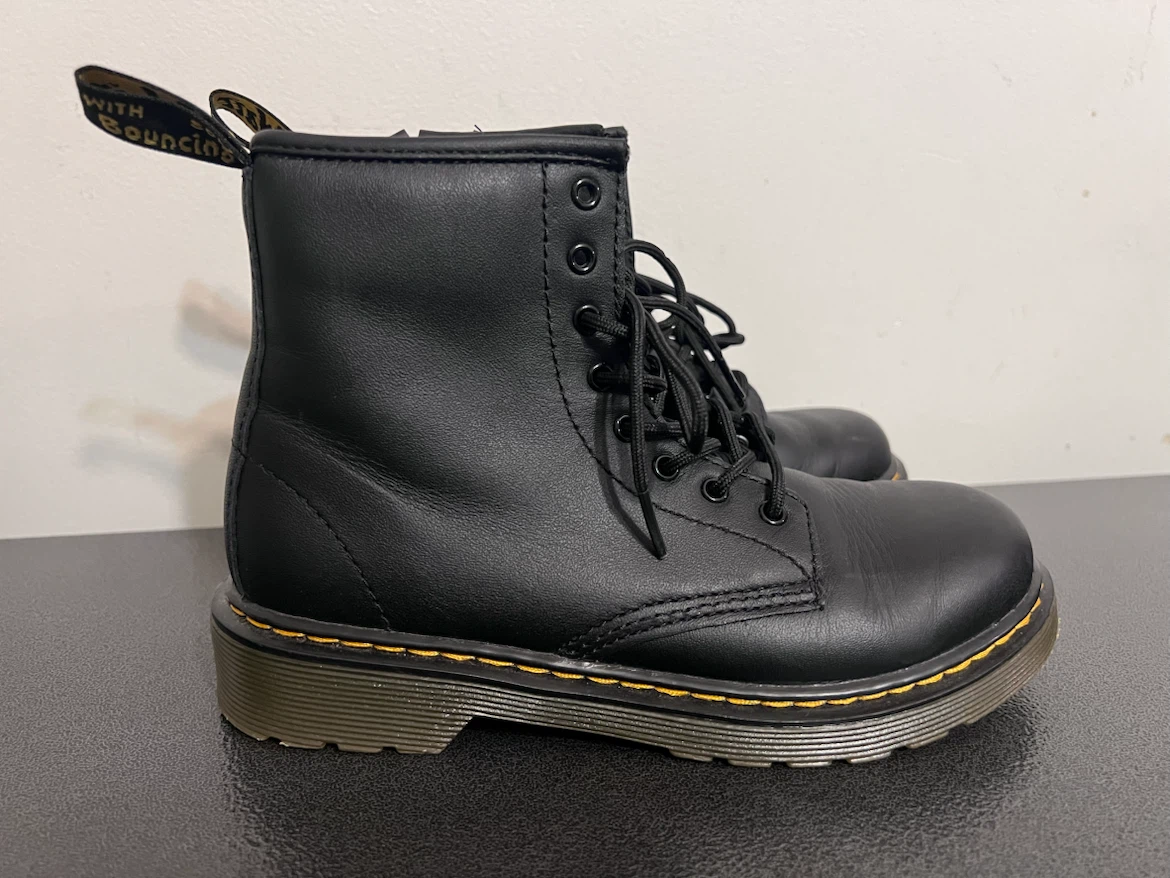Dr. Martens 1460 Junior Black Leather Boots – Size 3 US / 34 EU