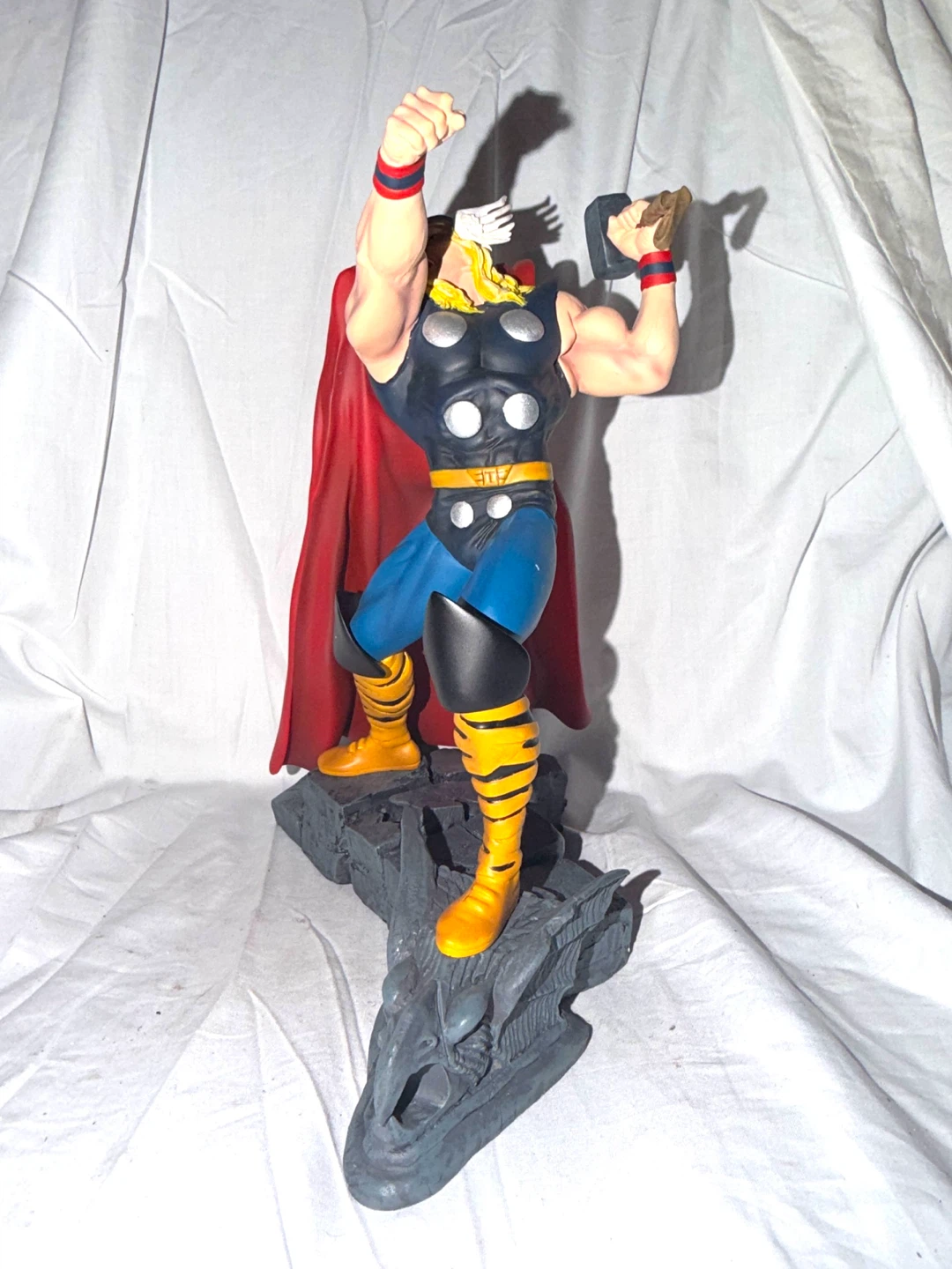 Marvel Thor 8" Resin Statue by Shawn Nagle - photo 3