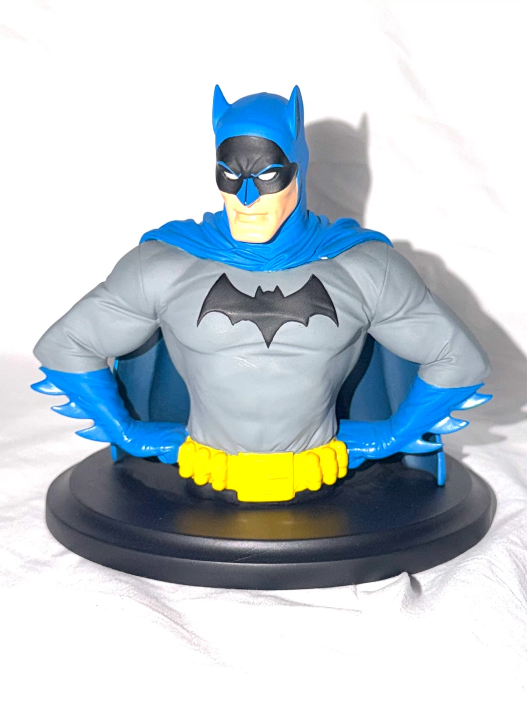 DC Comics classic Batman Mini Bust. Justice league - photo 3