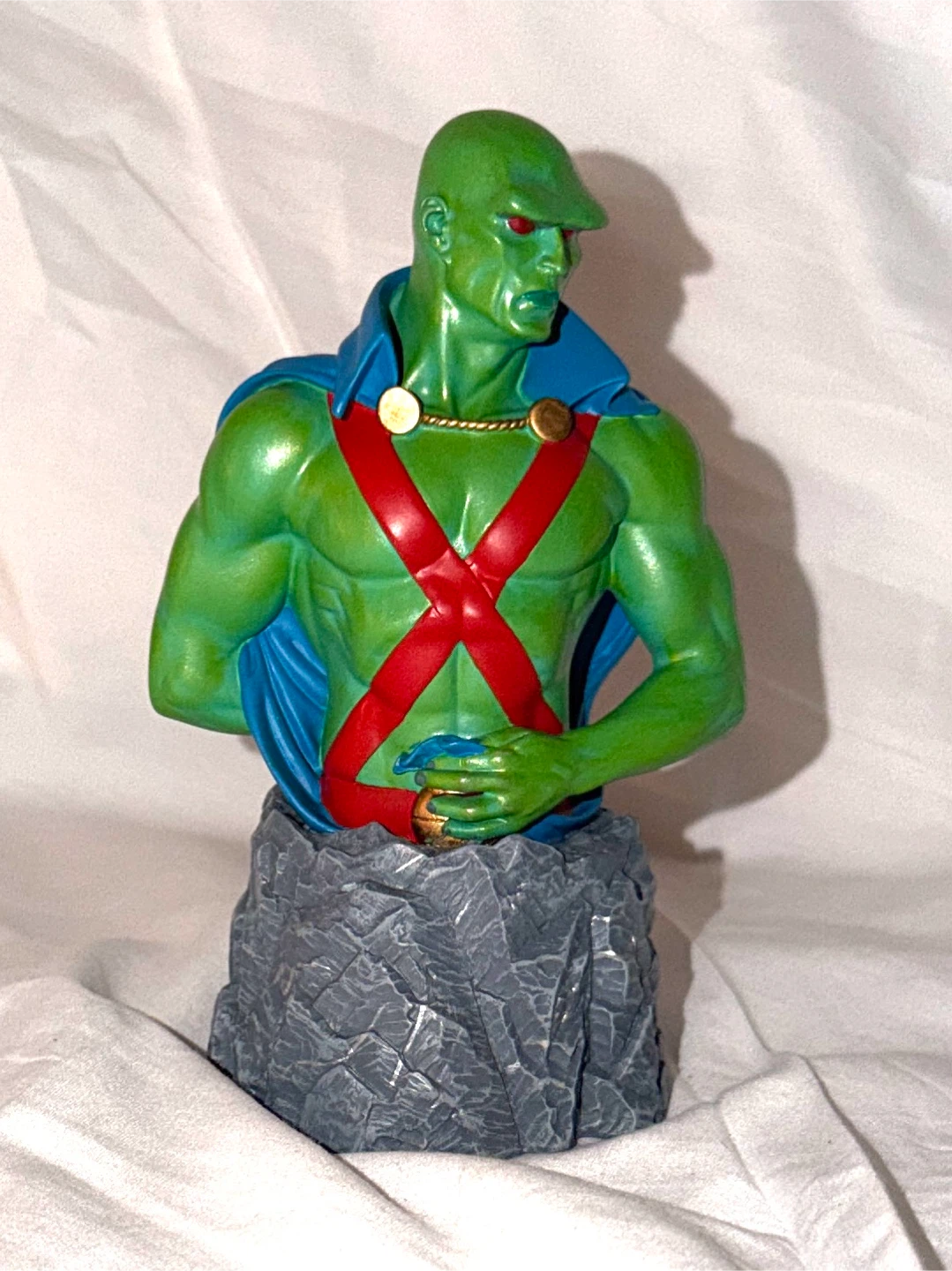 DC Comics Justice League Martian Manhunter Mini Bust - photo 3