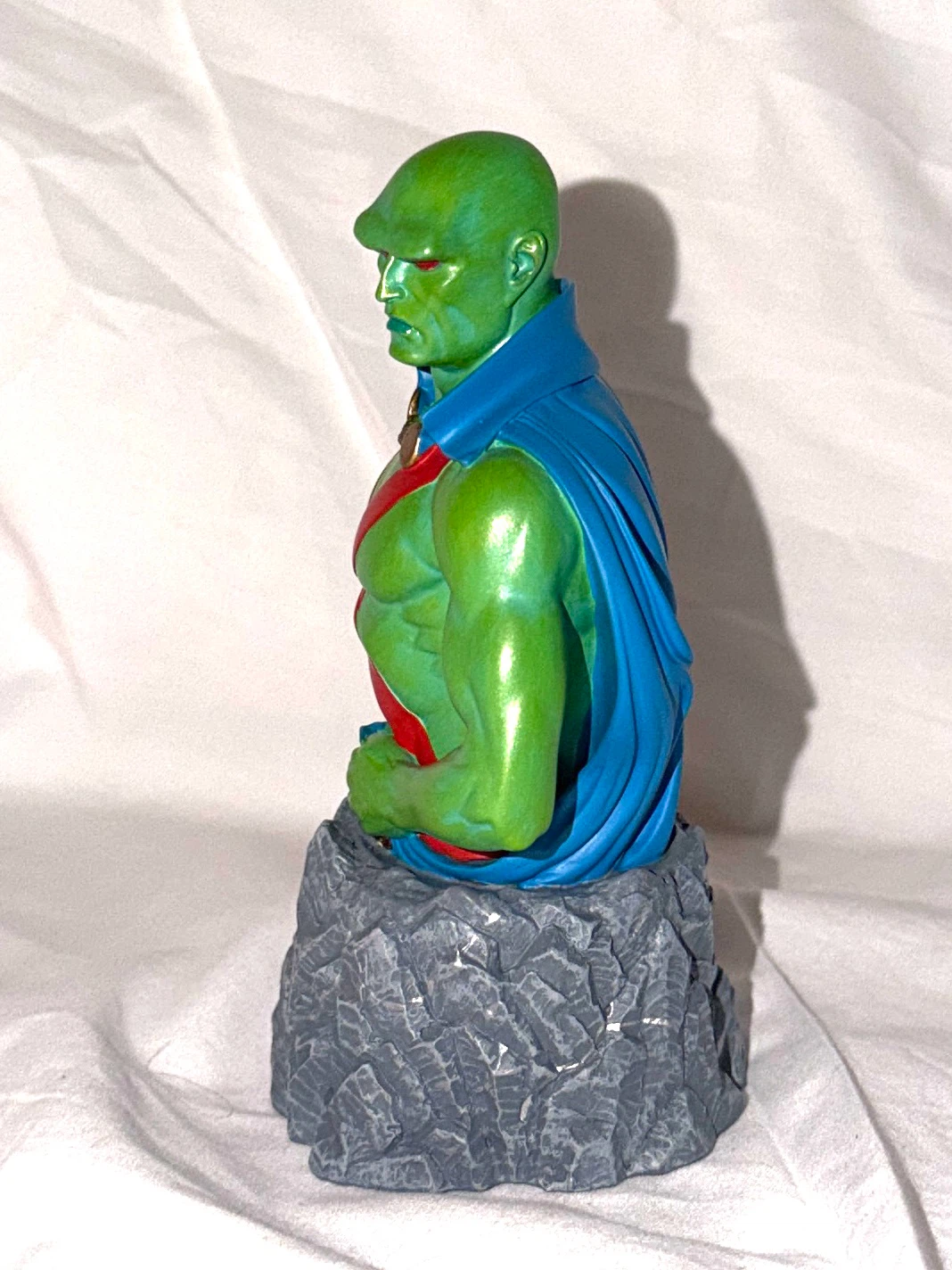 DC Comics Justice League Martian Manhunter Mini Bust - photo 5
