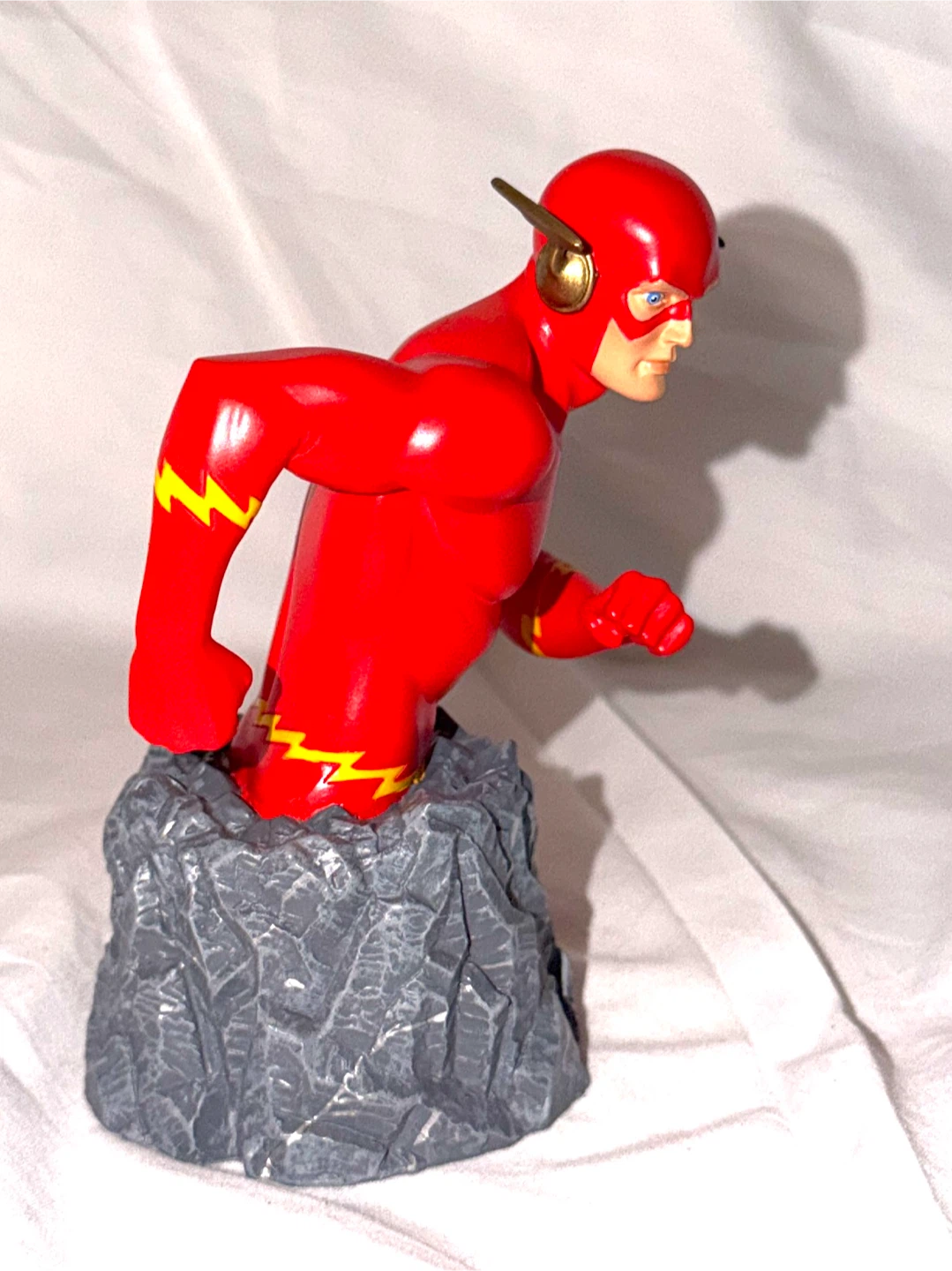 The Flash Mini-Bust DC Comics justice league. Cock statue - photo 4