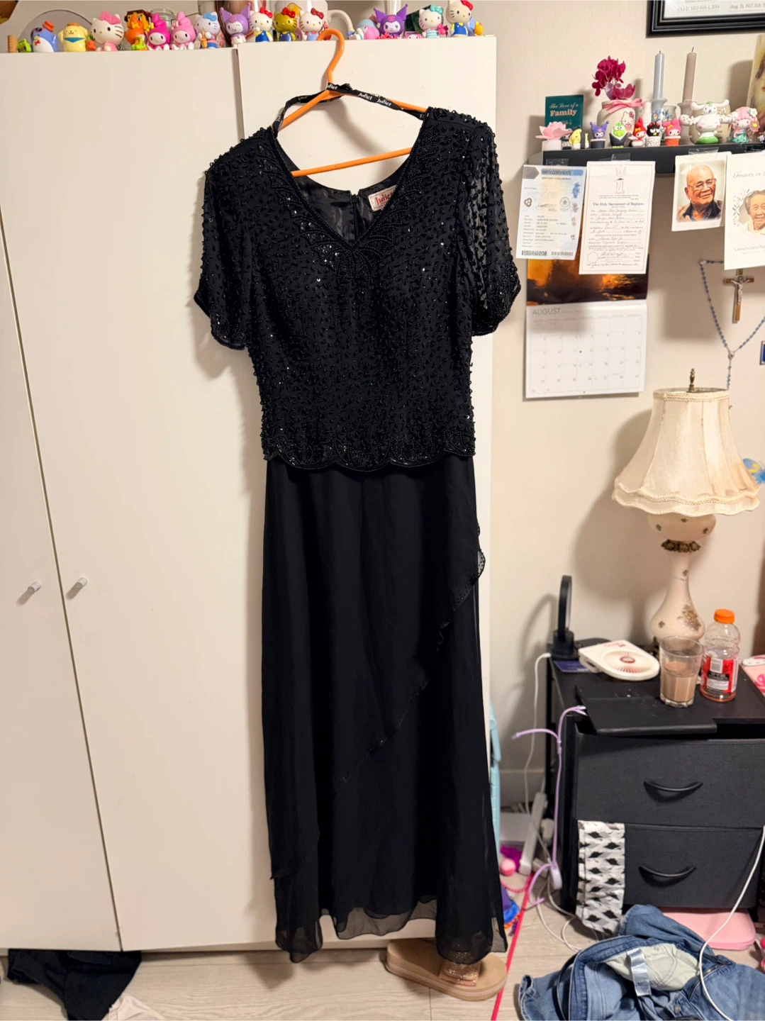 Juliet Black Beaded Cap Sleeve Formal Dress