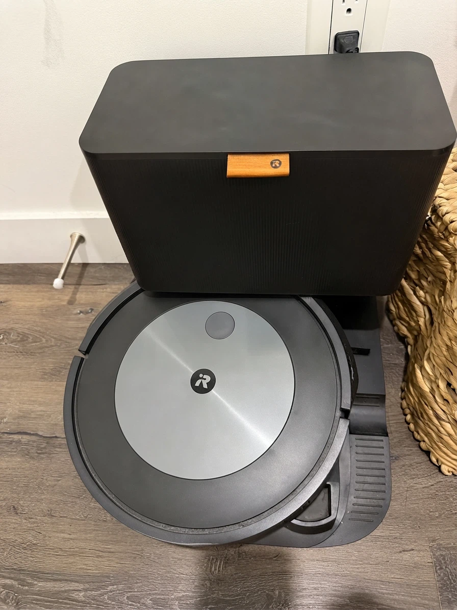 iRobot Roomba Combo j5+ Self-Emptying Robot Vacuum and Mop
