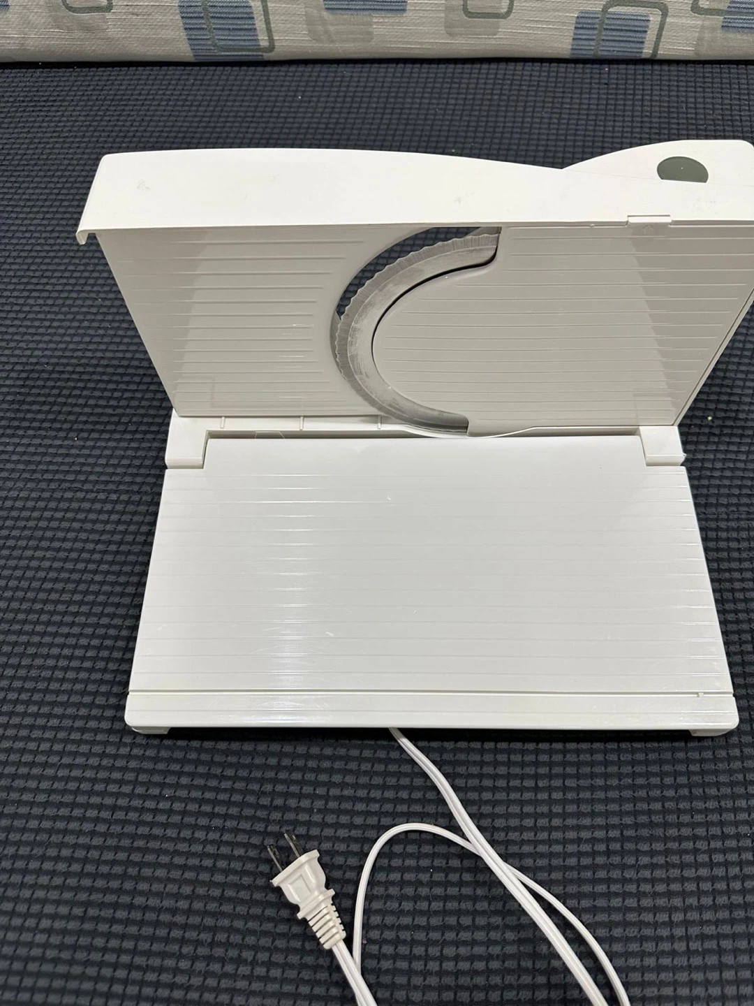 Salton Electric Food Slicer - photo 2