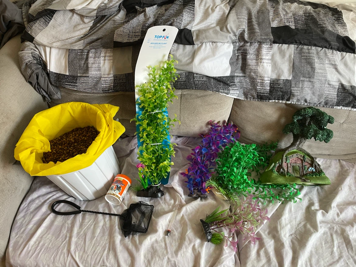 Fish Tank Accessories Lot