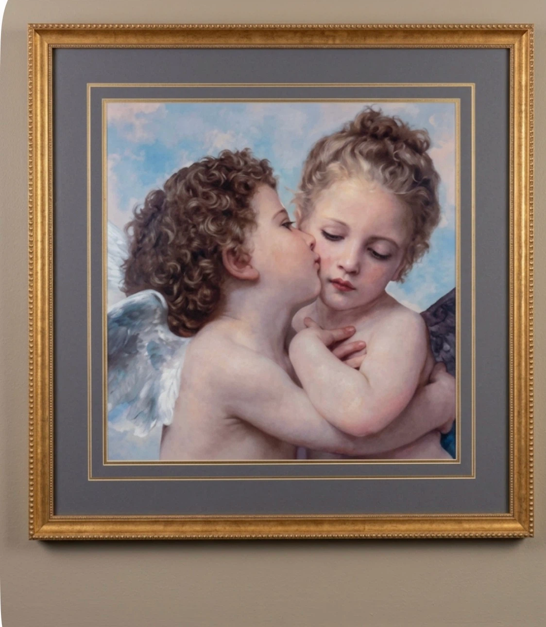 Elegant & Gallery-Focused (Great for art lovers)