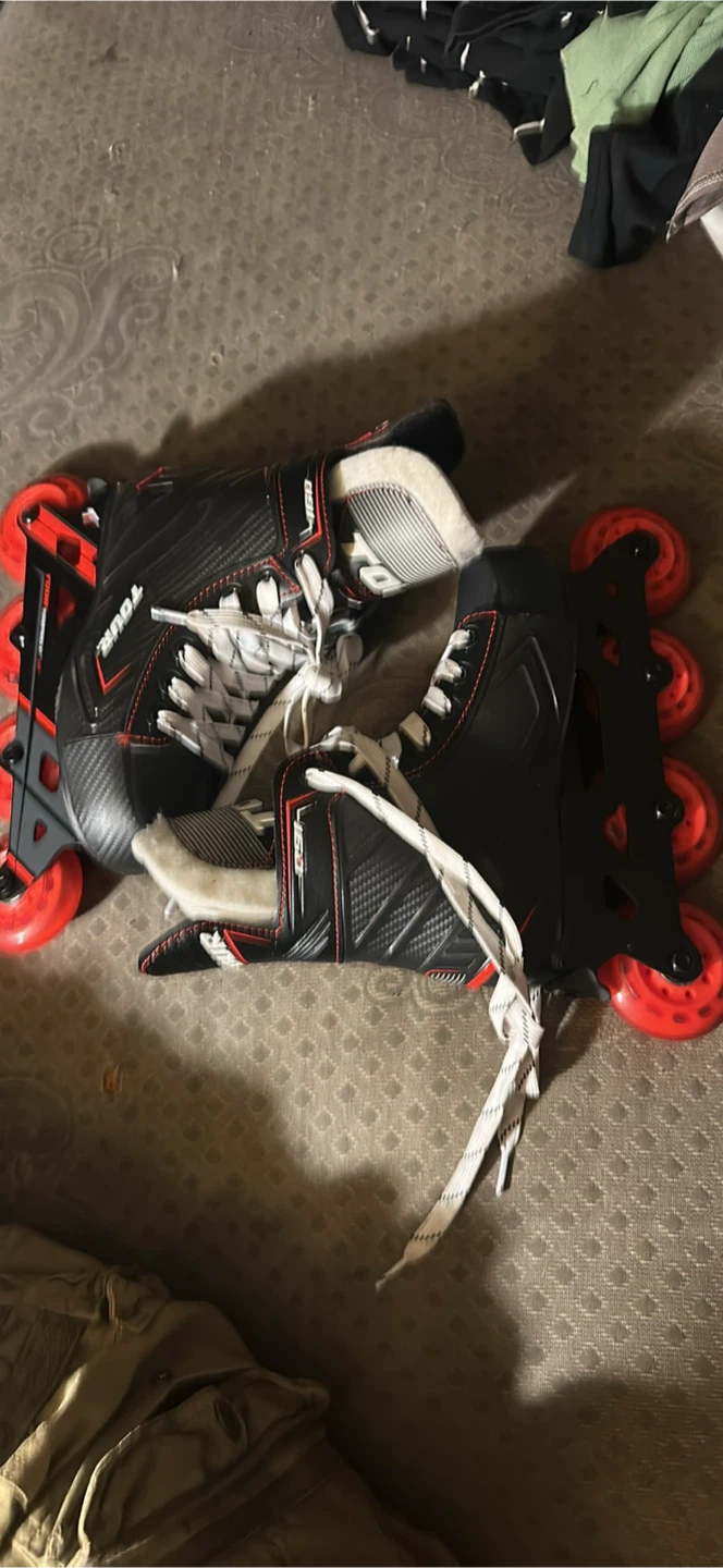 Tour Roller Hockey Skates Youth Size 13-3