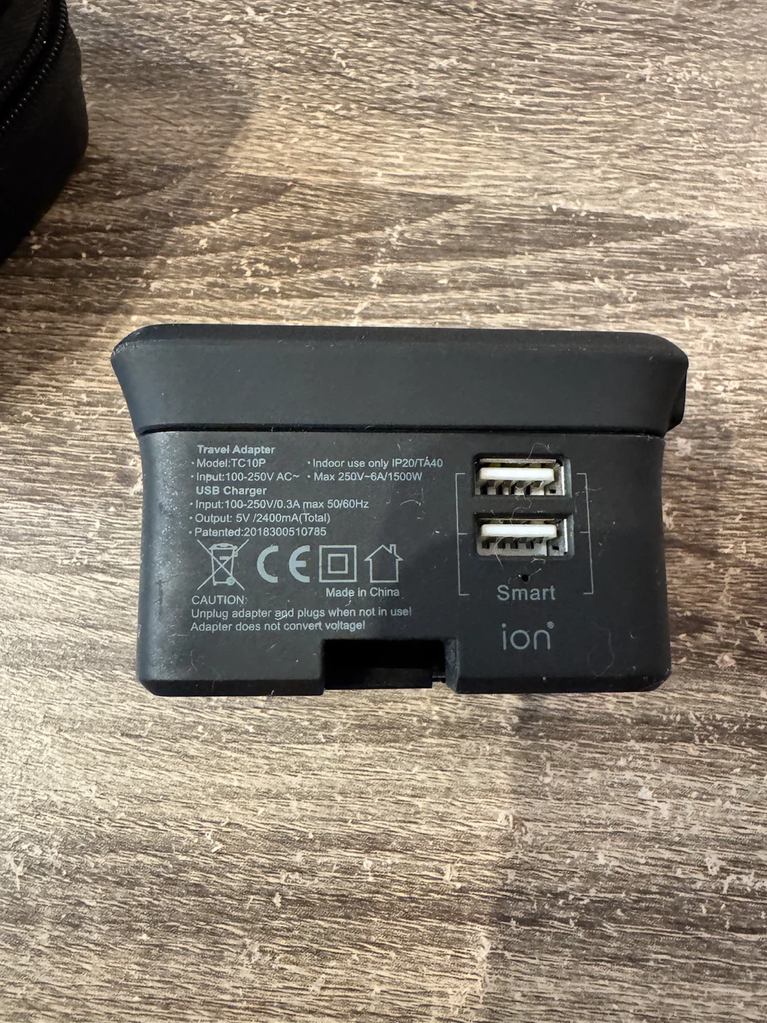 ION Travel Adapter TC10P with Case - photo 2