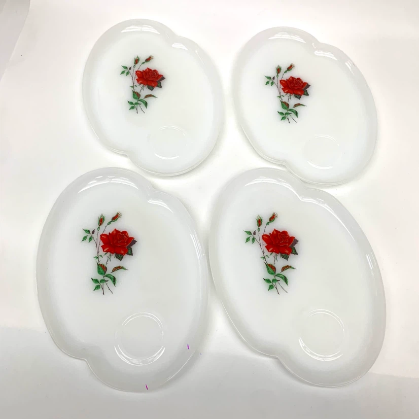 Set of 4 Vintage Milk Glass Rose Dessert Plates - photo 2