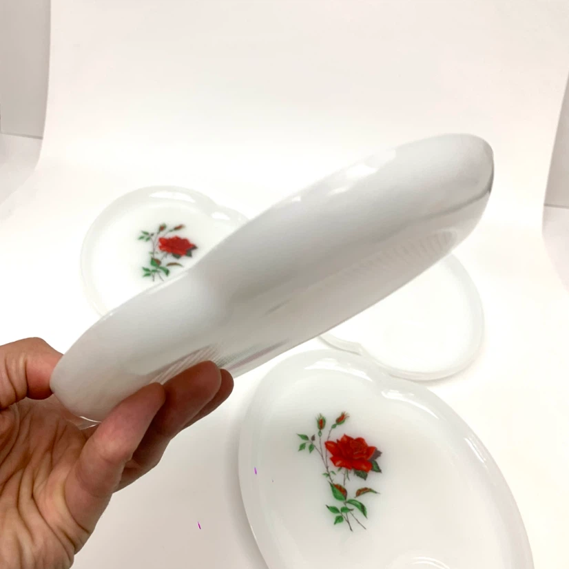 Set of 4 Vintage Milk Glass Rose Dessert Plates - photo 4