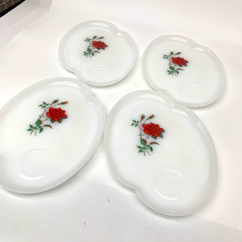 4 Vintage Milk Glass Dessert Plates Rose Floral Serving Dishes - photo 2