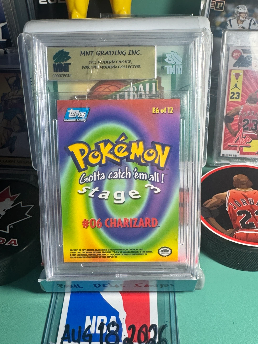 1999 Topps Pokemon The First Movie Charizard Card - photo 3
