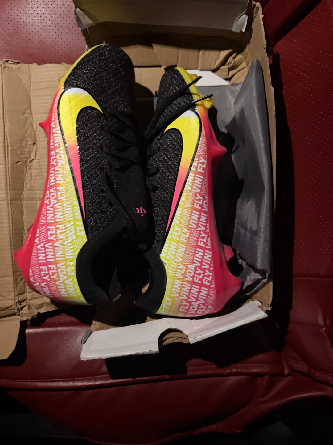 Soccer shoes, iPhone cases and phone chargers - photo 3