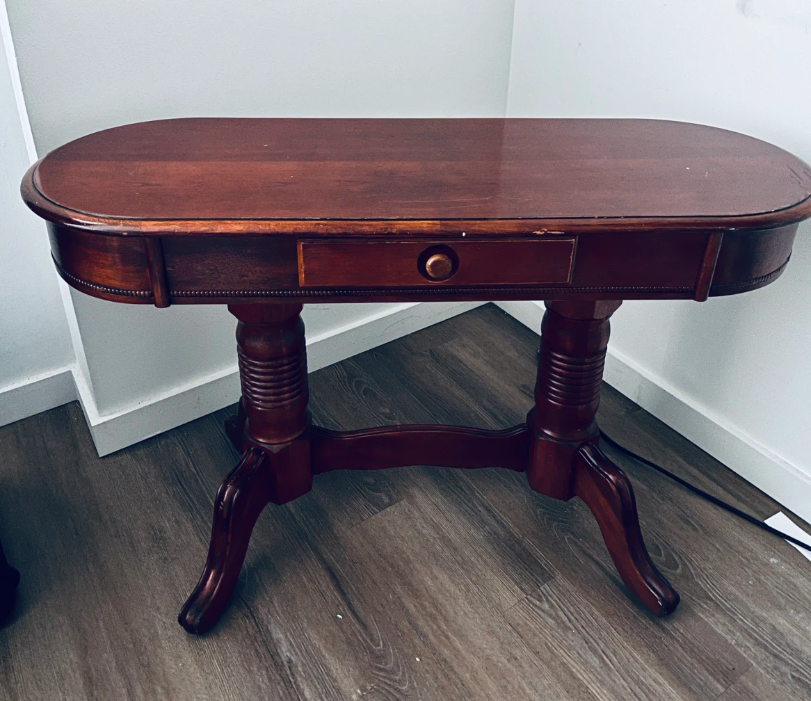 Antique-Style Mahogany Console Table — Solid Wood, Heavy 🪑