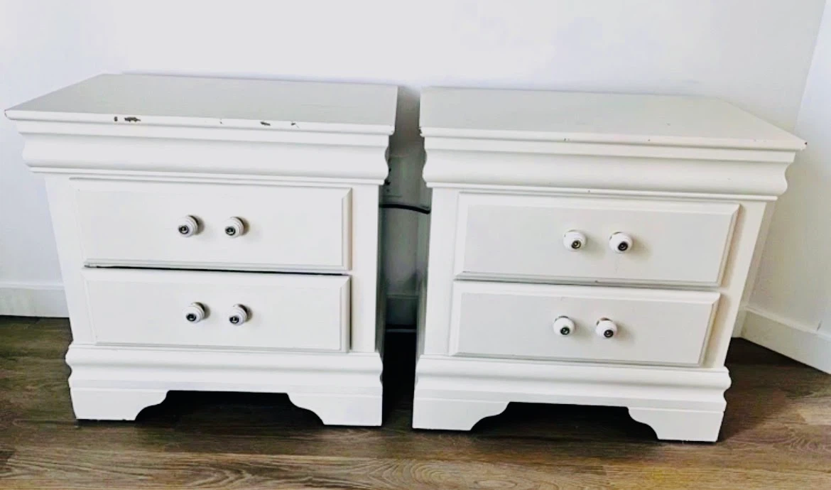 Pair of White 2-Drawer Nightstands