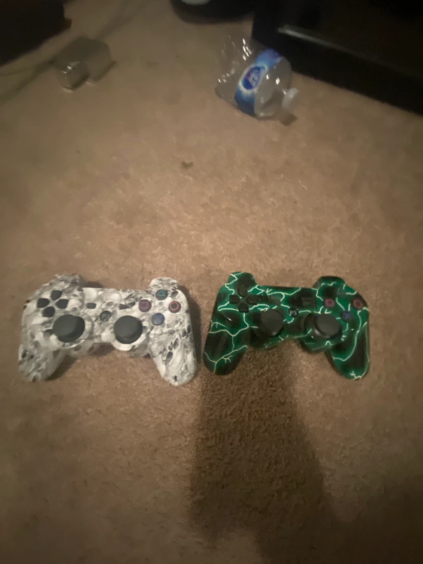 2x Gaming Controllers for ps3