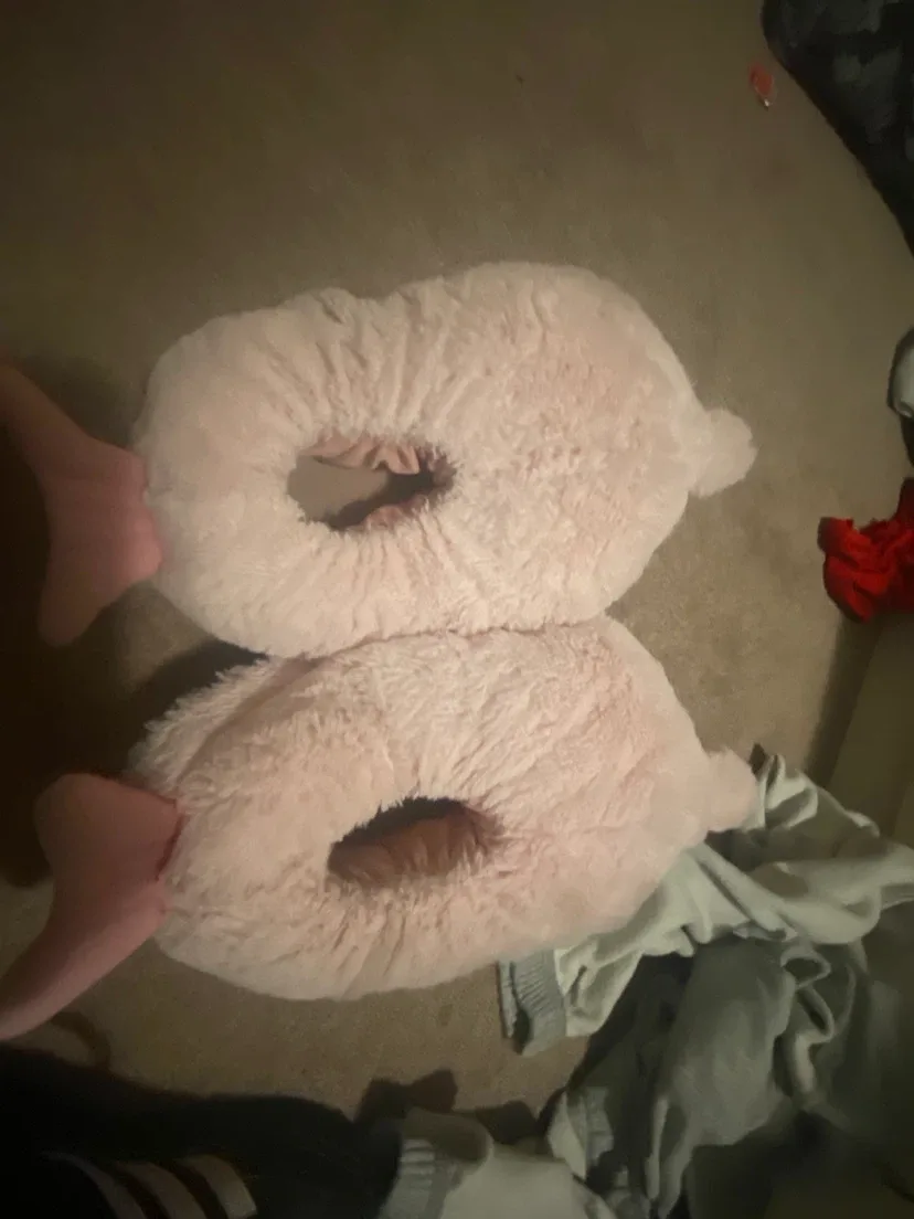 Blobfish slippers - photo 3