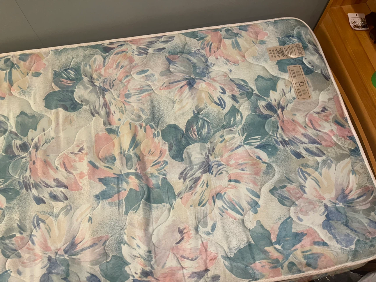 Twin mattress - photo 5