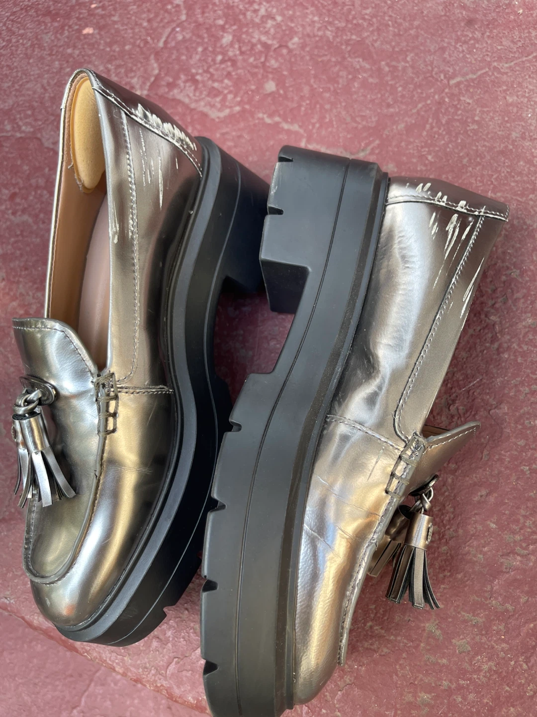 NATURALIZER Silver Tassel Loafers - photo 4
