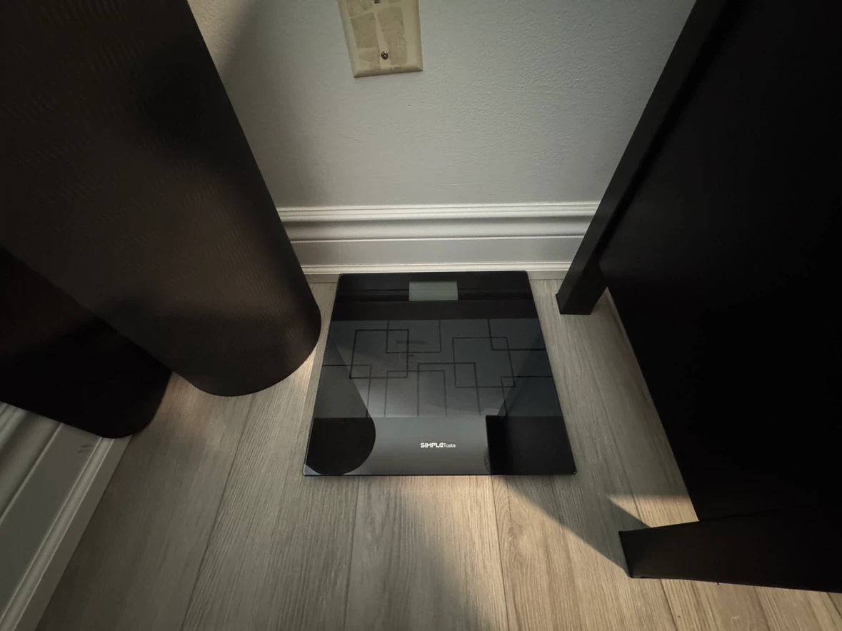 SIMPLEtaste Digital Bathroom Scale with free yoga mat - photo 2