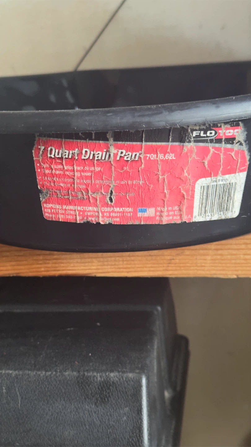 Flo-Tool 7 Quart Oil Drain Pan with Spout – $10