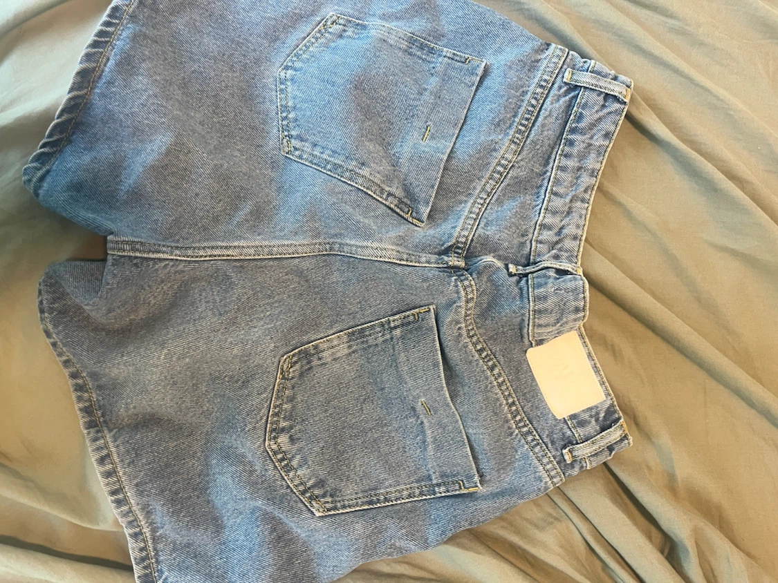 ZARA Denim Shorts - US 8 - photo 2