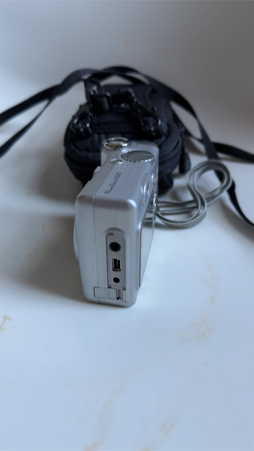 Digital Camera - photo 2